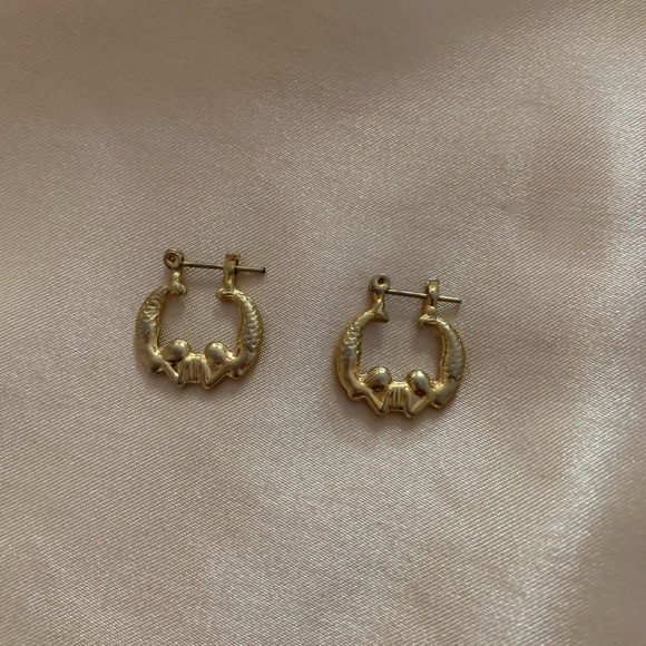 Kid Earrings - Picture 2 of 2